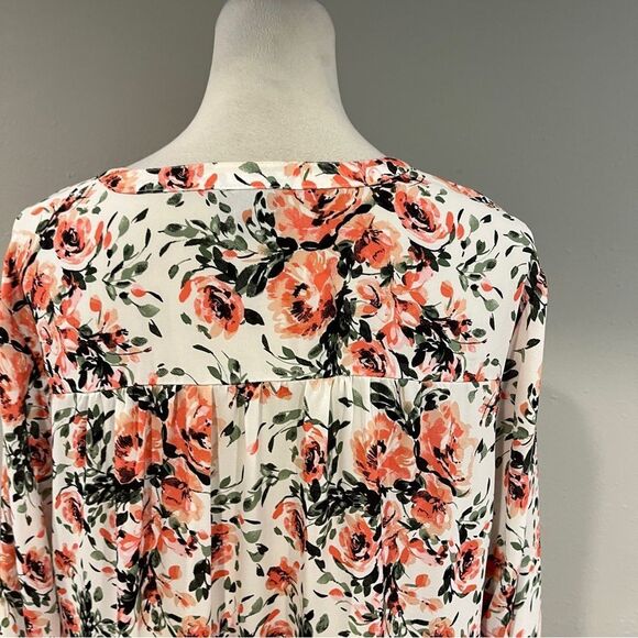 Torrid Floral long sleeve loose fit V-Neck Blouse size large - Picture 6 of 13